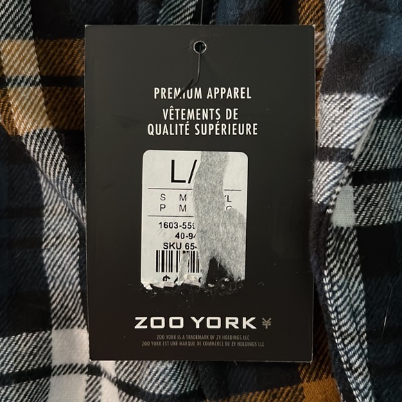 Size large, mens zoo york plaid button up - Picture 2 of 2